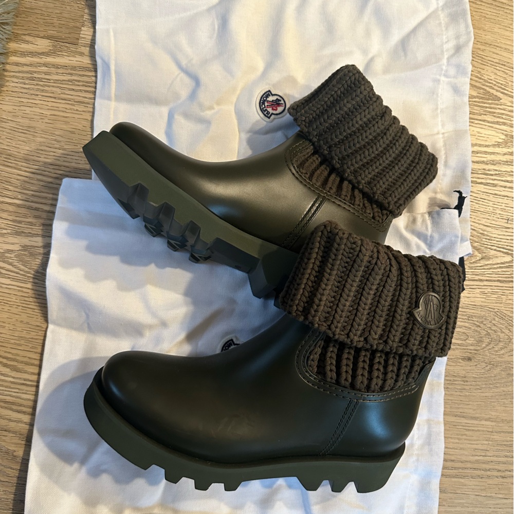 NWT Moncler Rain Boots